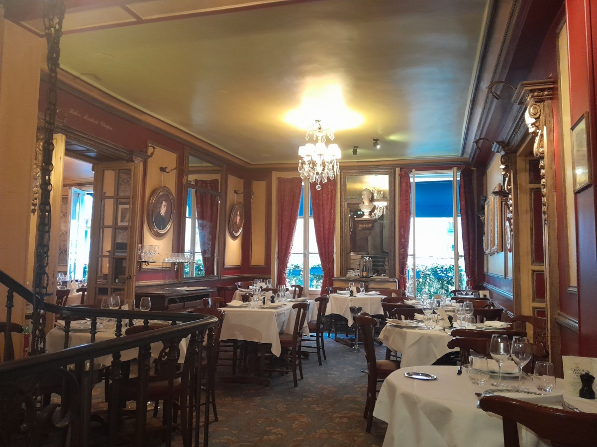 カルチェラタンのおすすめのカフェ！そしてそこで食べられるもの…